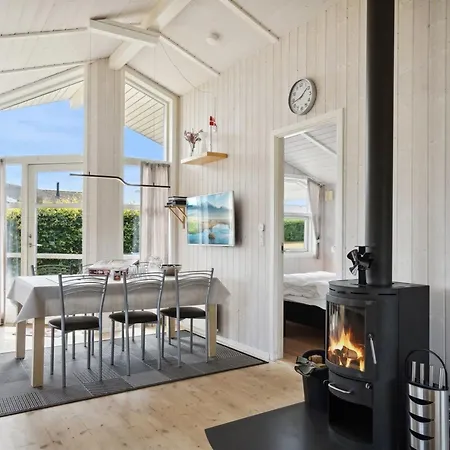 Holiday home Sira - 350m From The Sea In Funen By Interhome *
